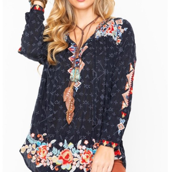 Johnny Was Embroidered Gina Long Sleeve Blouse Tunic Black M - Picture 2 of 15